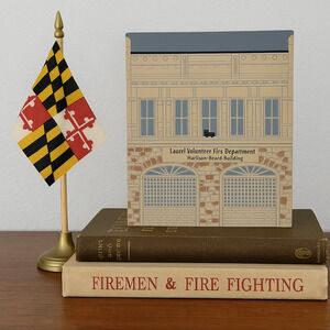 Cat’s Meow Laurel Volunteer Fire Department Shelf Sitter – Vintage 2003 Maryland